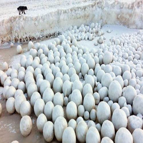 Mystery giant snowballs turning up on Russian beaches