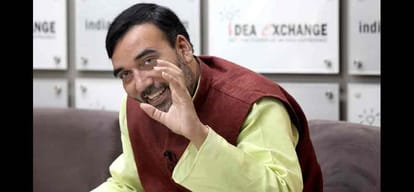 arvind kejriwal, his ministers and officers to meet common man daily without appointment