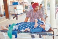 unballance car, struck, seven injured, three refer