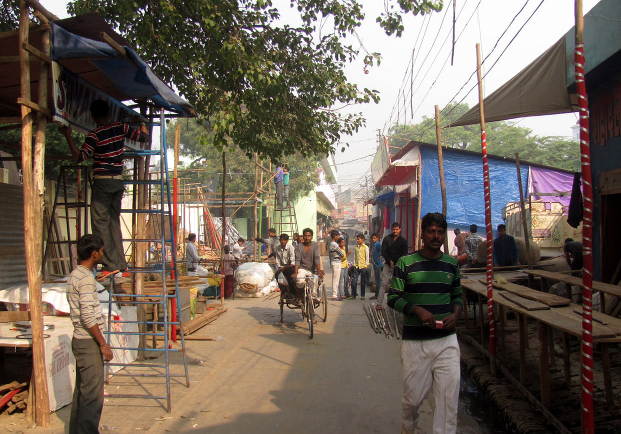 Kartik Fair parking space, increasing trouble