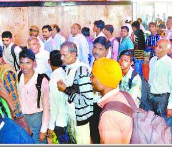 Days spent in the chaos from the closure of 500 rupees