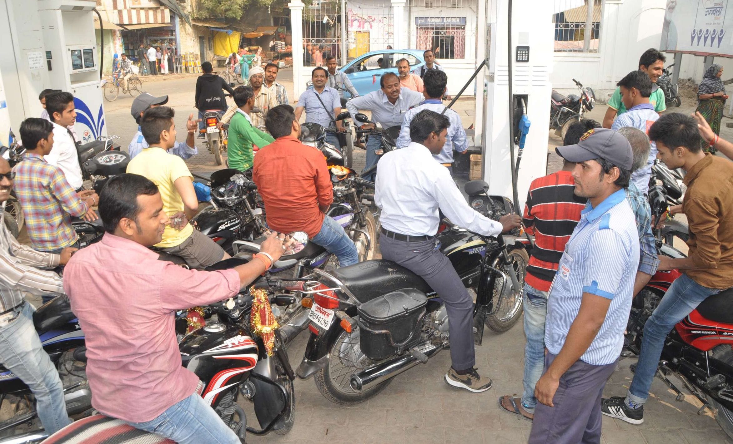 Demonetisation: Where you can still use old Rs 500 notes