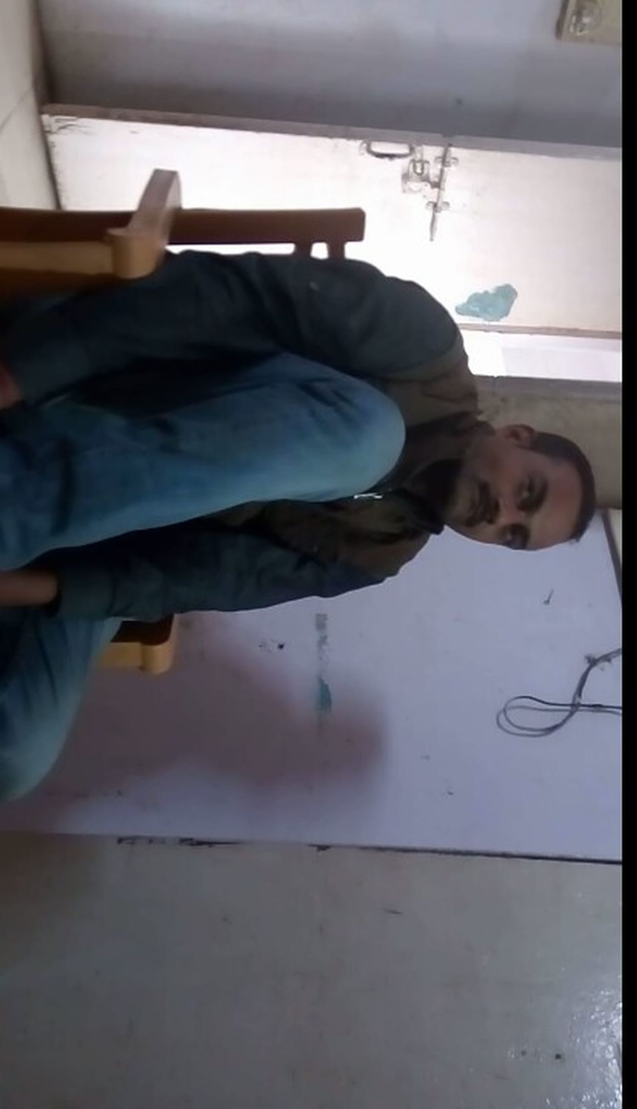 sharaab ke nashe mein sipaahee ne kiya hangaama