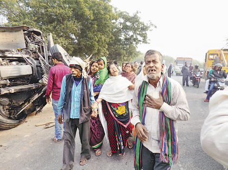 uncontrollable truck reflex on man at dhaba 