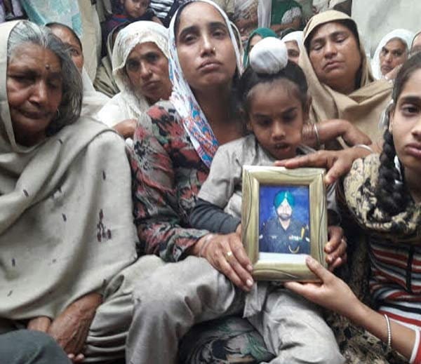 martyr satnam singh funeral in tarantaran punjab