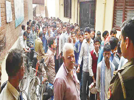Banks drew crowds from early morning