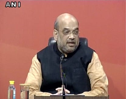 amit shah defended govt decision
