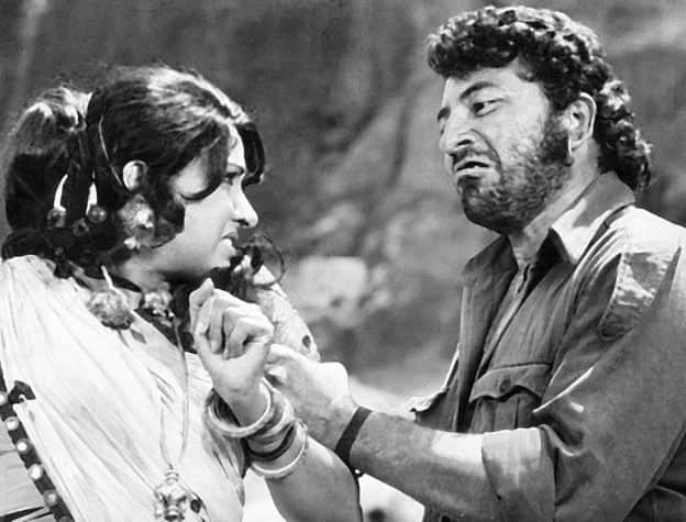 B'Day Spl: Amjad Khan was not the original choice for 'Sholay'