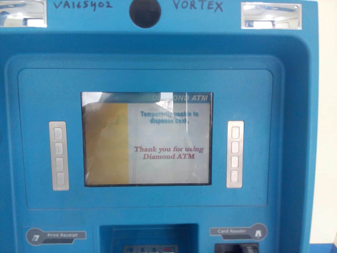 rush for atm and bank in lucknow