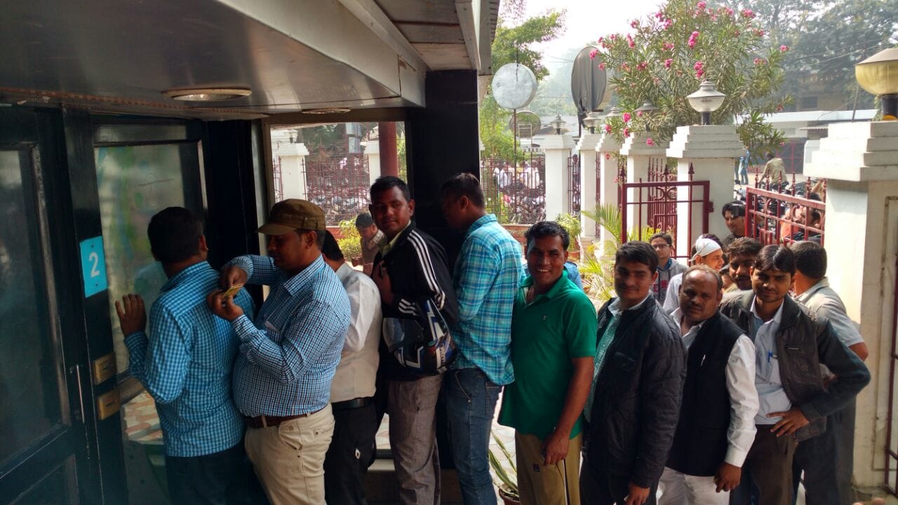 stock of 100 rupee note going to finish in next two days, so people hurry for atm