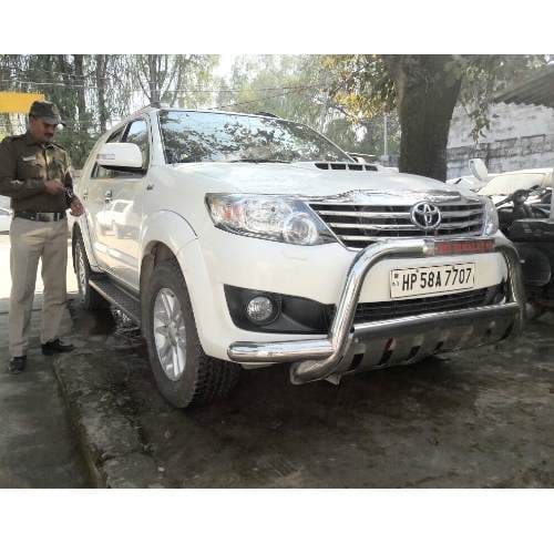 Himachal Police Caught 76 lakh Old Currency Notes at mandi.