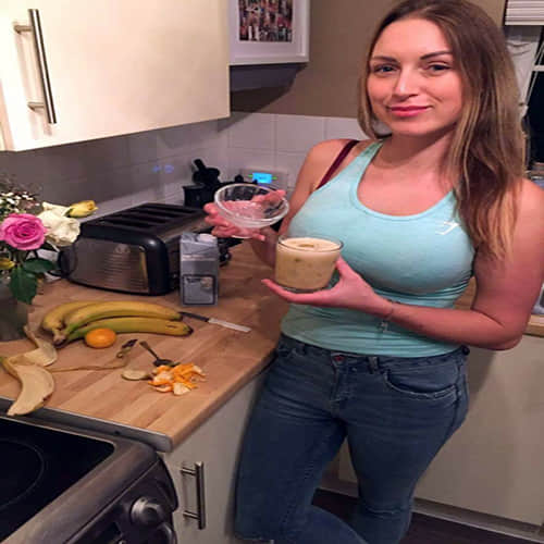 woman beats the flu by drinking sperm smoothies