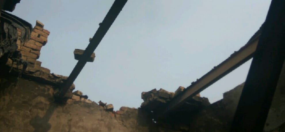 Roof and wall badly damage in fire, poors are in trouble