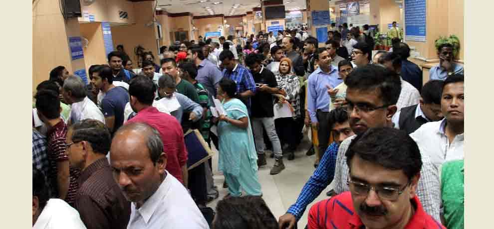 demonetization troubling bank employees a lot , their 10 problems