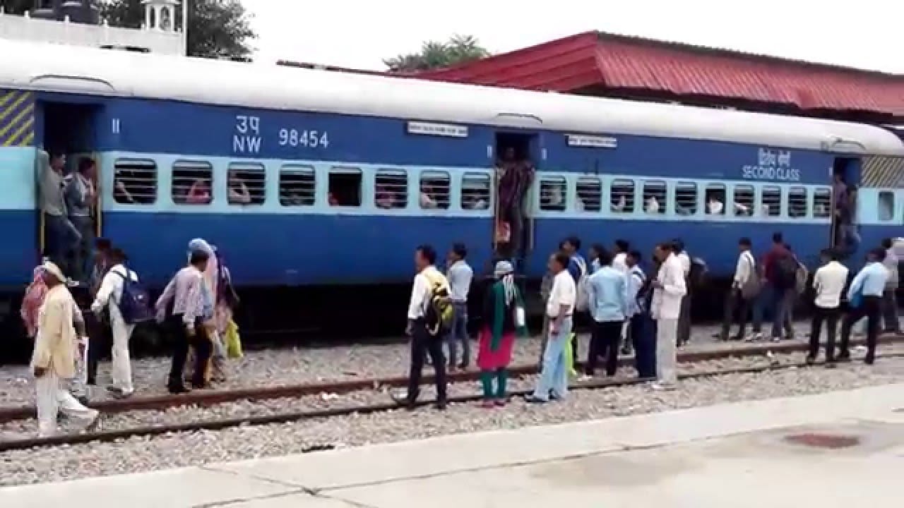 Passengers got benefit in railway due to ban on 500 and 1000 note 
