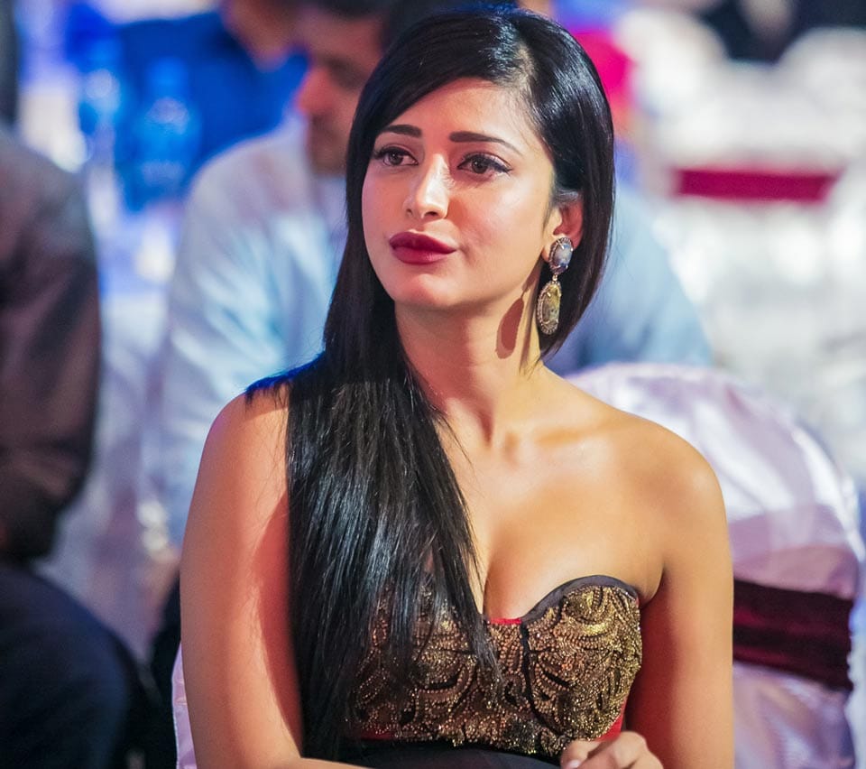 Death threats to actress Shruti Haasan, files complaint
