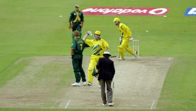 Umesh yadav took Joe roots controversial catch 