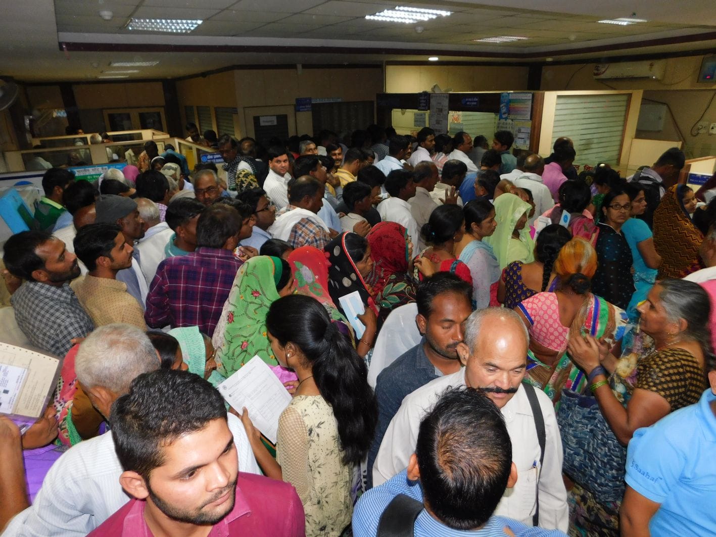 middle-class peoples are in que but where is rich peoples?