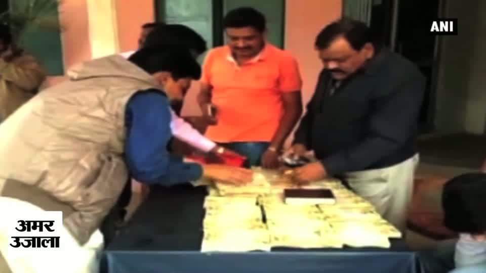 मंडी में 76 लाख रुपये जब्त