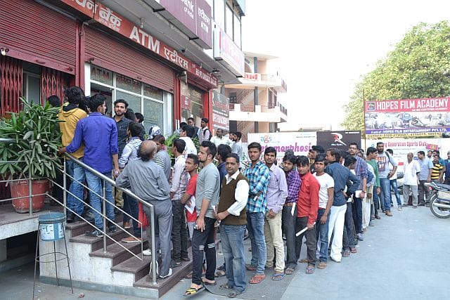 Banks drew huge crowds on weekends
