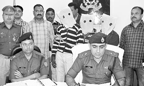 Camar gang was accused of robbing couple