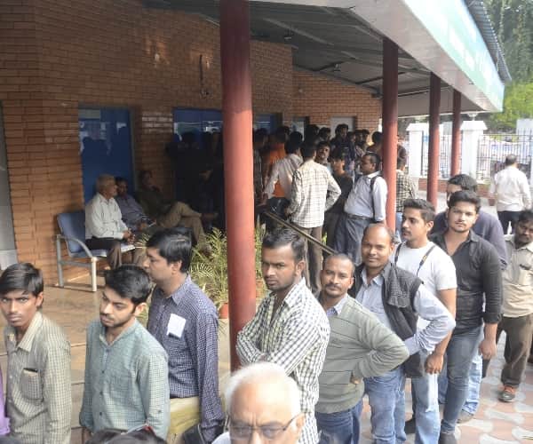 No cash in atm and banks in Lucknow.