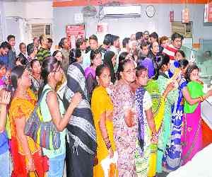 ATM locks, banks scramble, Hungama