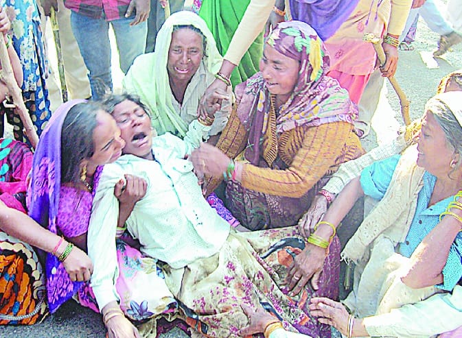 Jam on the route of the young man's death