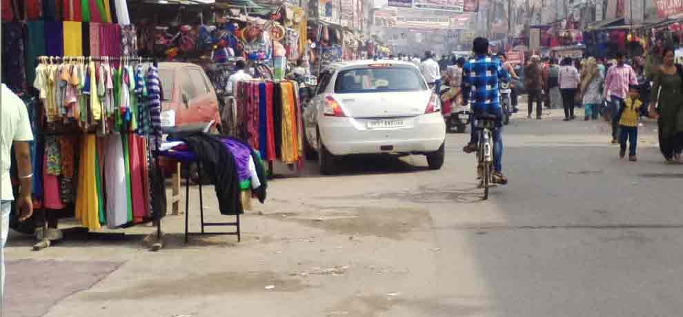 80% sell decreased in noida due to demonetization 
