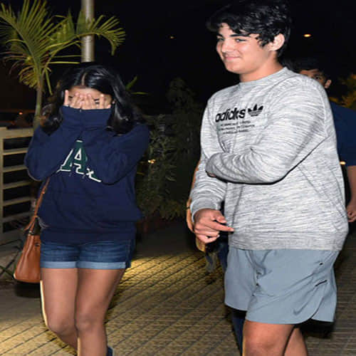 akshay kumar son aarav in a date with his girlfriend
