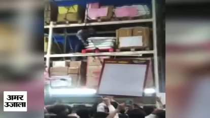 SALT LOOT IN MALL AT DELHI 