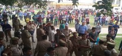 the name of discipline Cut the hair of 150 students