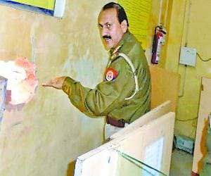 Allahabad bank robbery attempt