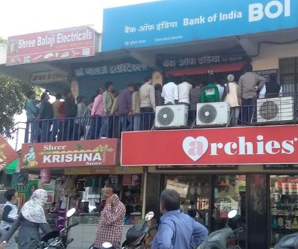 no cash in banks people make ruckus.
