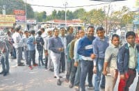 third day, banks, 300 crore, customers, 20 crore