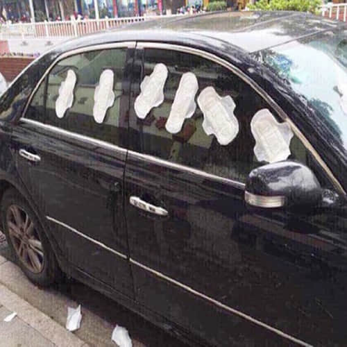 Woman Covers Boyfriend’s Car In Sanitary Napkins