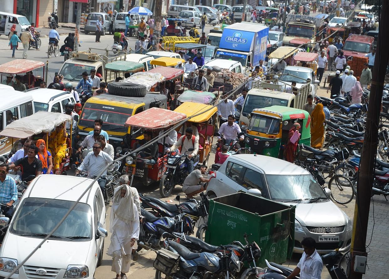 streets were jammed stepping day.