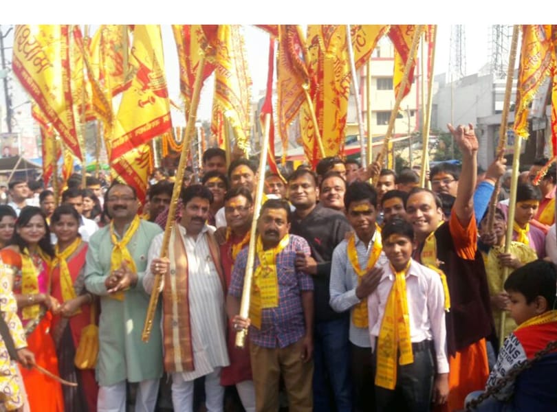 bhagavaan khaatoo shyaam kee nikaalee shobhaayaatra