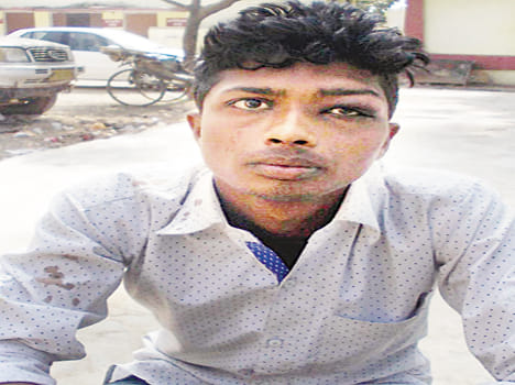 On Hwy student beaten, robbed Two Thousand