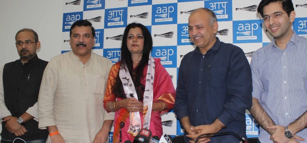  Suspended BJP leader and MP Kirti Azad's wife Poonam Azad joins AAP