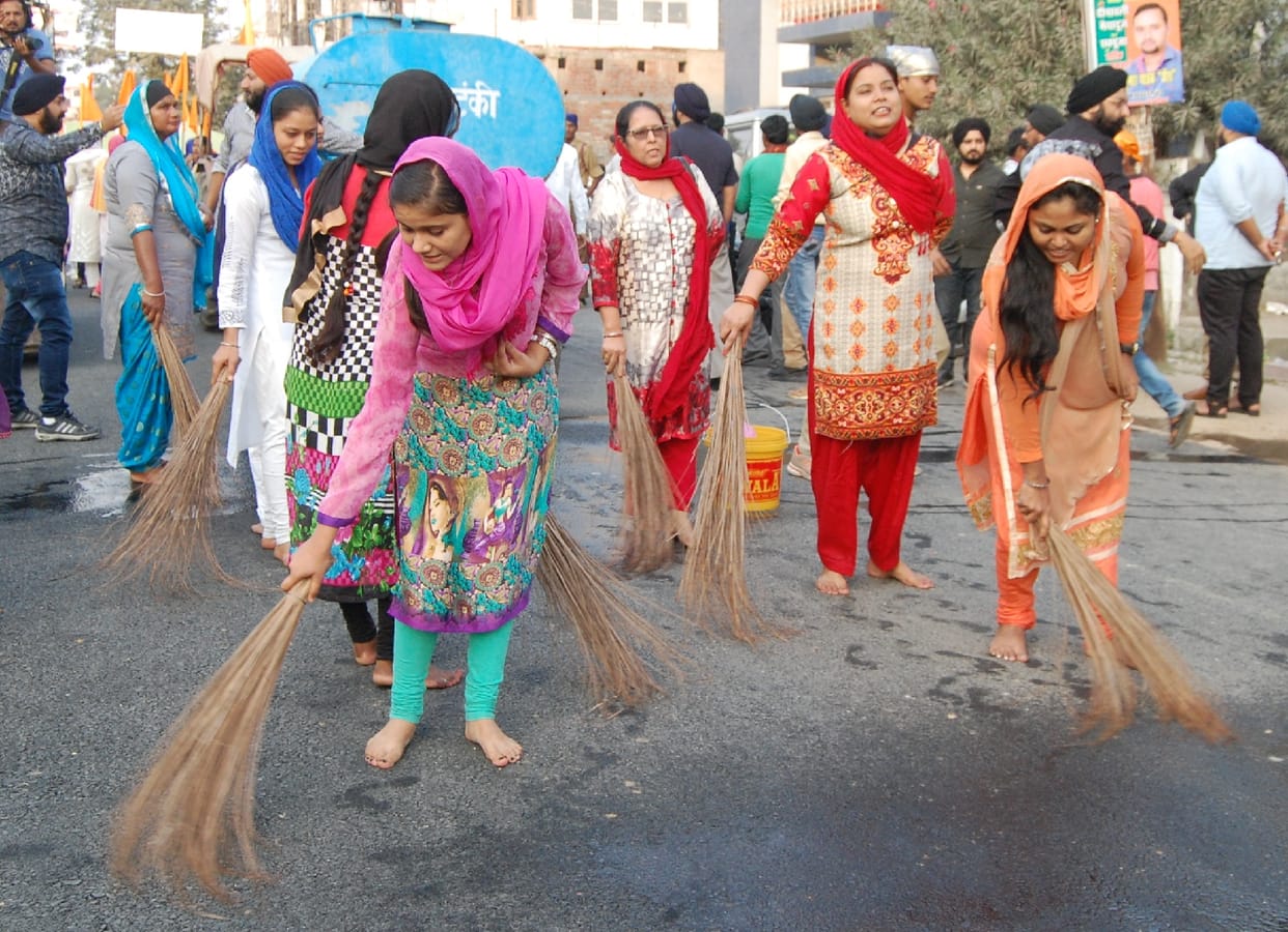 Prabhat Pheri withdrawn on the eve of the Festival of Lights