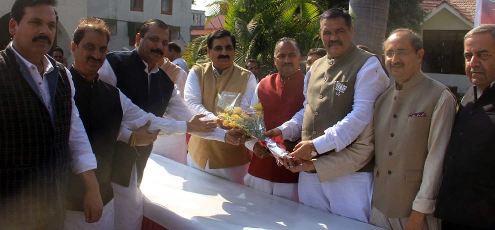 congress tears are fake on syl :  Saanpla