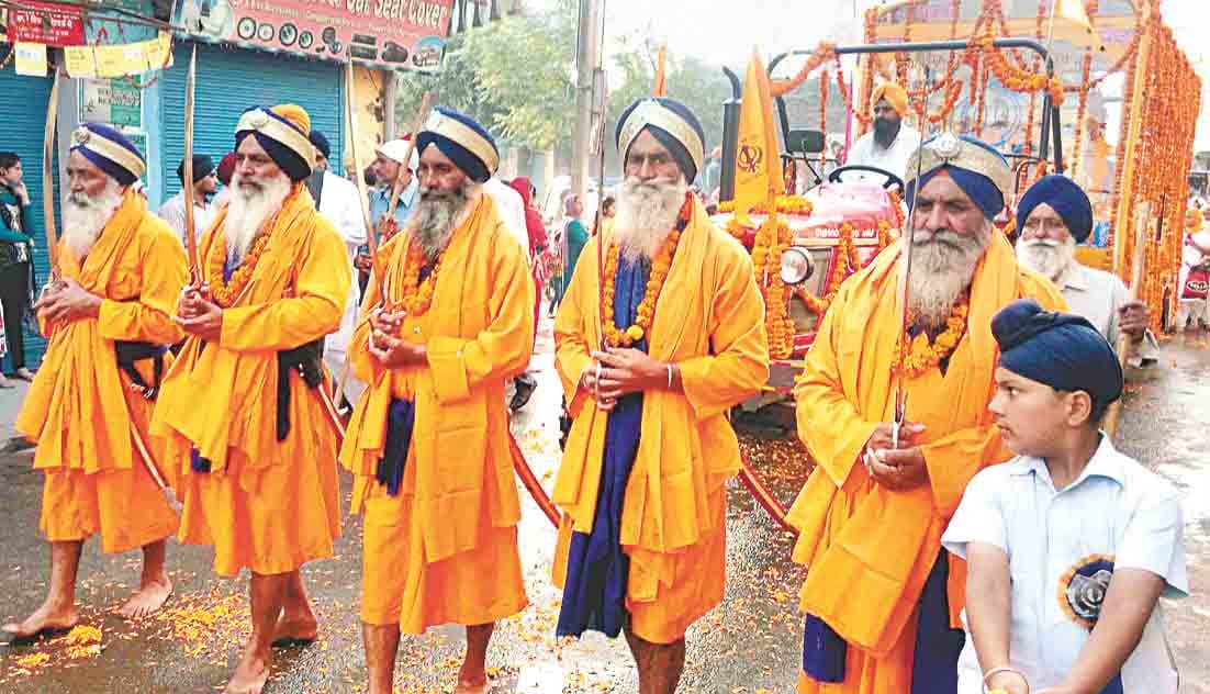guru nanak dev prakashotsaw celebrated