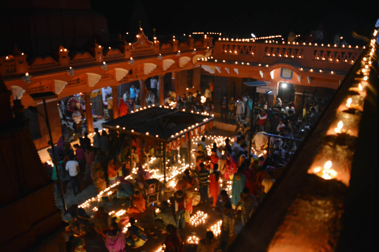 The temple lamps glossed Dugdheswaranath