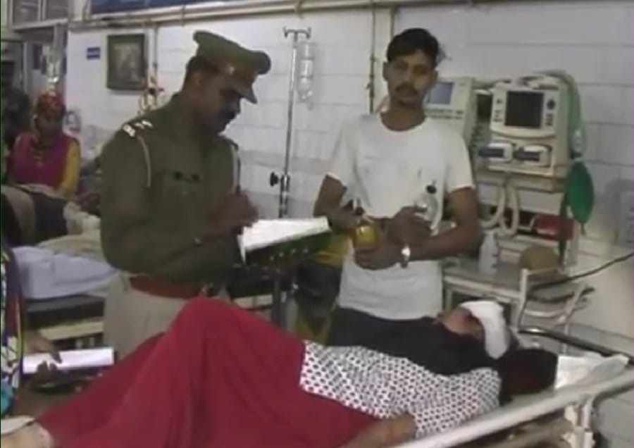 लड़की पर हमला