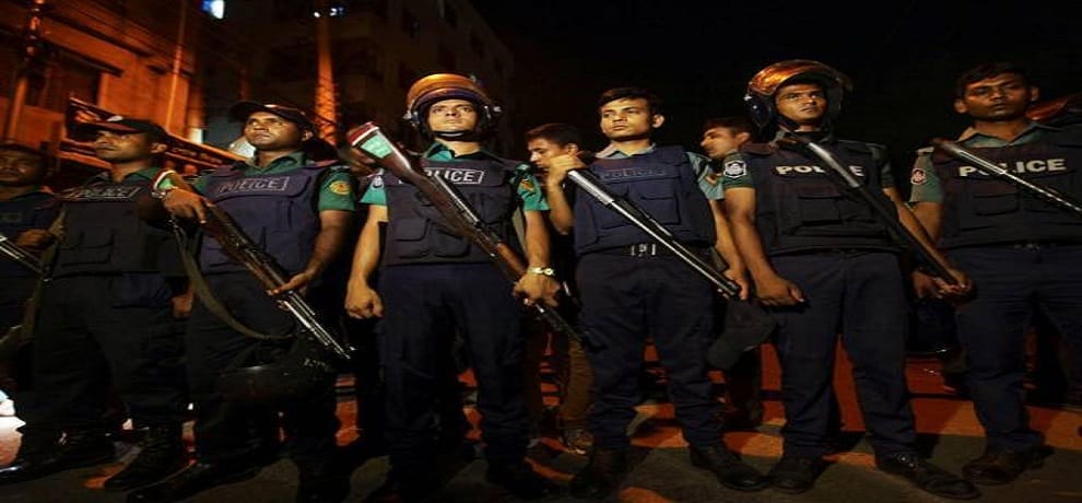 Four Militants Blow Themselves up in Bangladesh