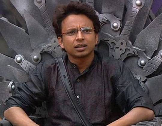 BIGG BOSS: Swami Om Ji cries as Naveen Prakash gets evicted