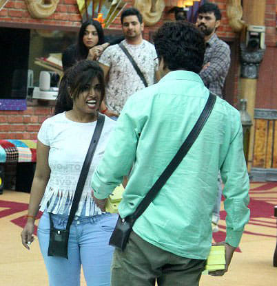 BIGG BOSS: Swami Om Ji cries as Naveen Prakash gets evicted