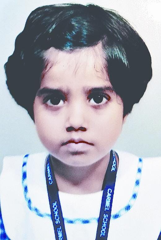 A little girl was died due to not getting well treatment due to lack of exchange money