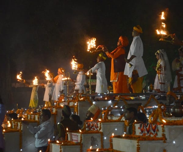  celebration of dev deepawali in lucknow.